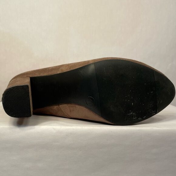 TAUPE FAUX SUEDE THIGH HIGH BOOTS SIZE 11 4” HEELS NWOT - Picture 4 of 7